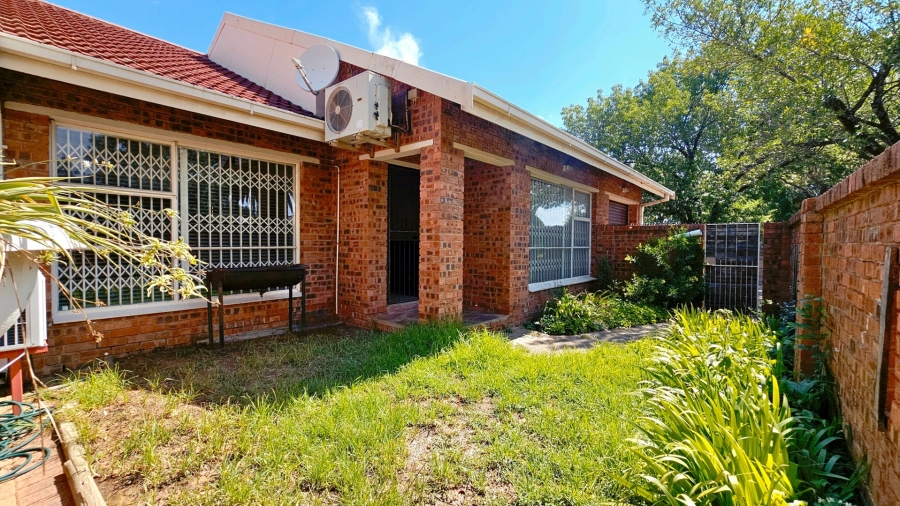 To Let 3 Bedroom Property for Rent in Gardeniapark Free State